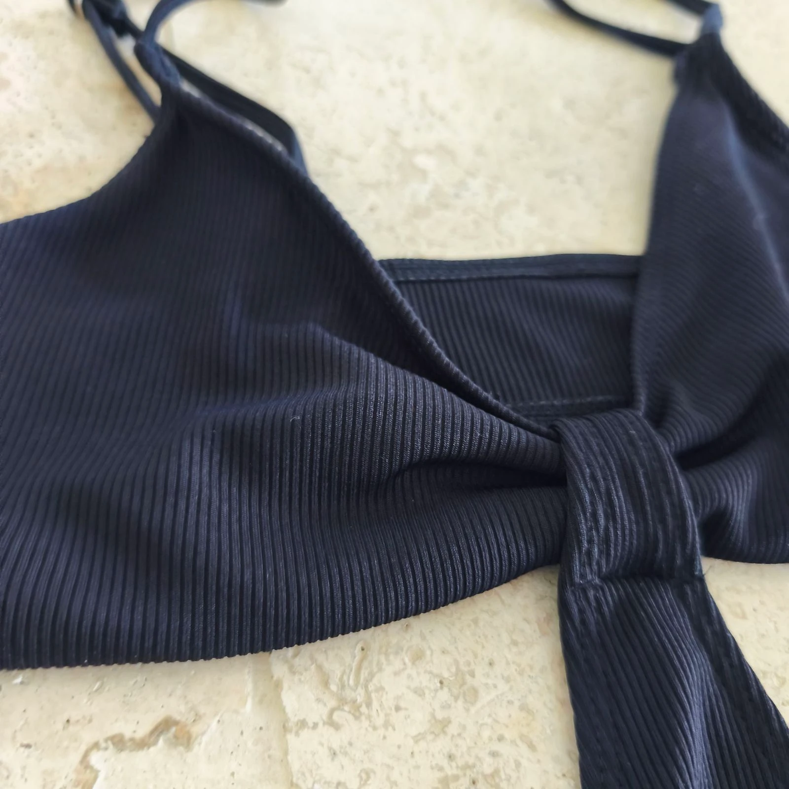 Sexy zwart eendelig geribbelde badpak maat 40 maat L – photo 3